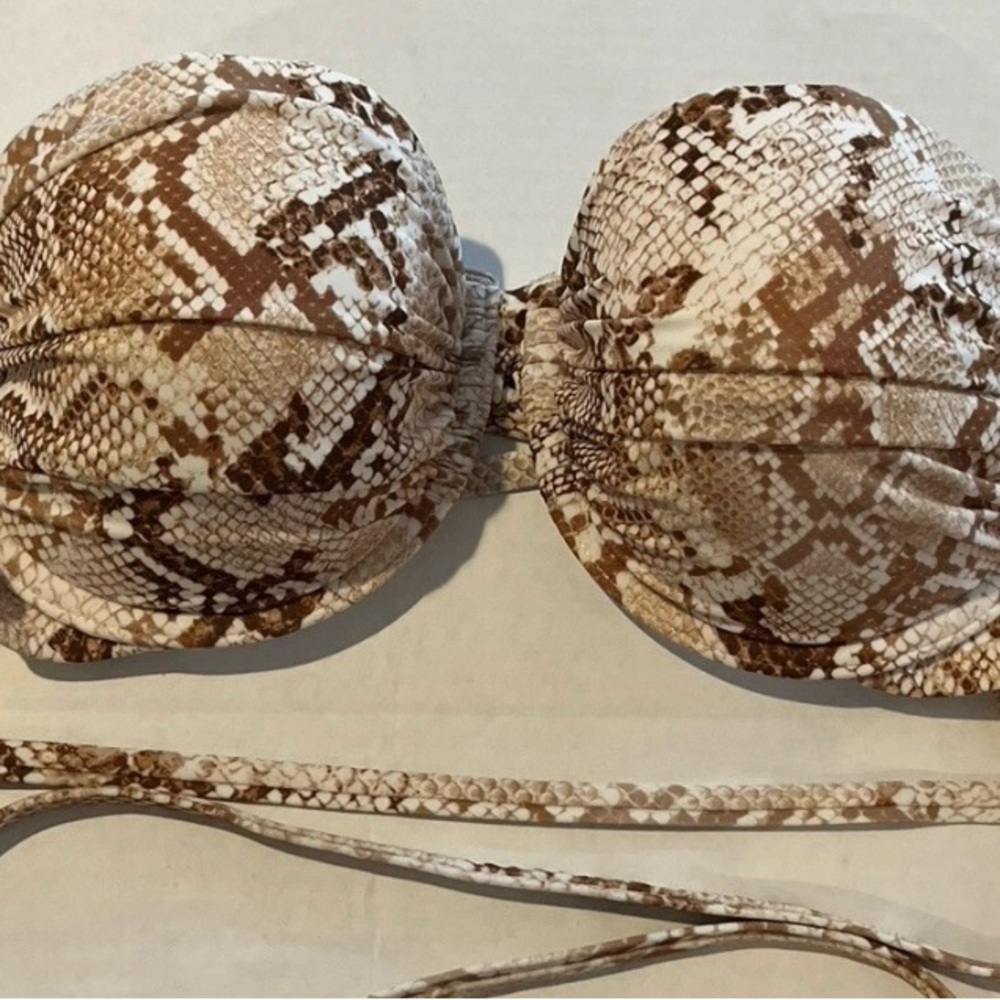 Shade & Shore Women's Swimsuit Top Size 34C Beautiful Snakeskin New - Picture 2 of 9
